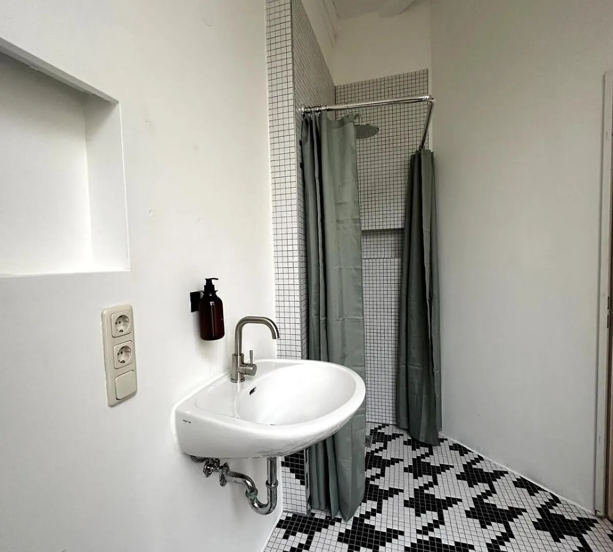 Beautiful Room In Shared Apartment In Kreuzberg Βερολίνο