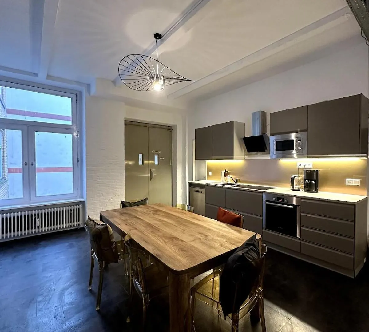 Beautiful Room In Shared Apartment In Kreuzberg Βερολίνο 0*,